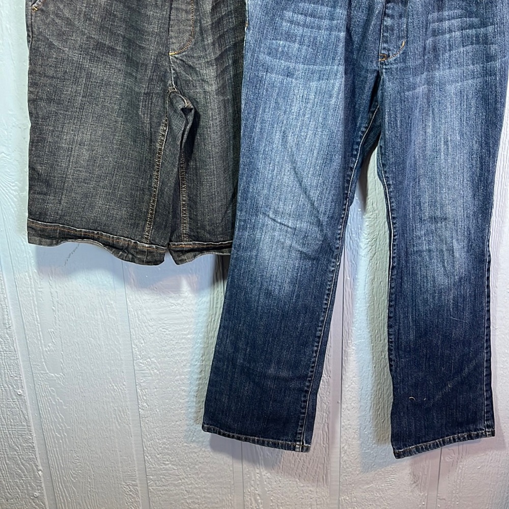 5 for $10 💜 Maternity pants and shorts bundle - Picture 2 of 10